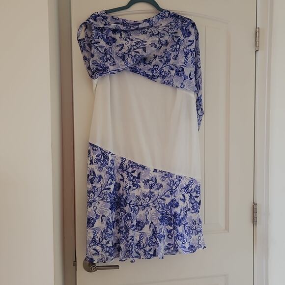 Tiered Sheath Sleeveless Dress - Picture 2 of 6